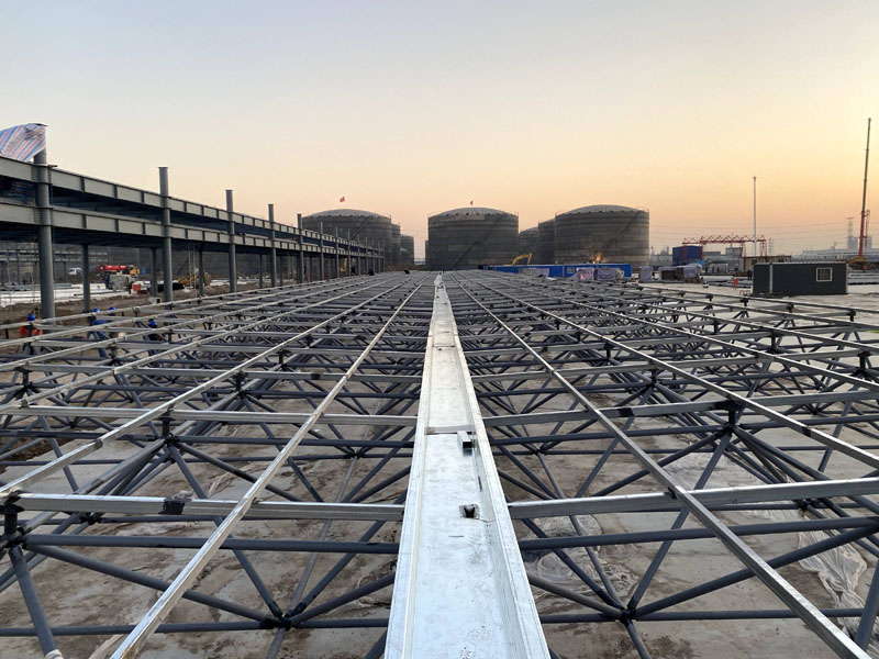 網(wǎng)架結(jié)構(gòu)高空散裝法怎么做？