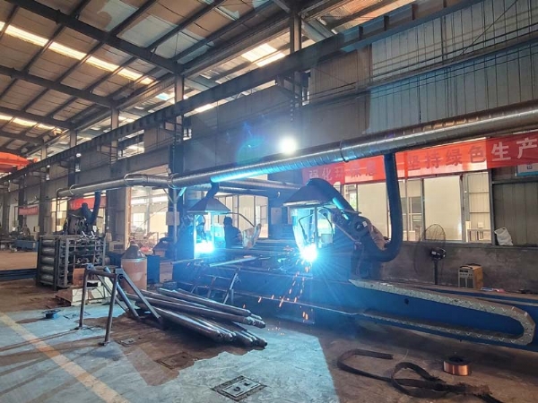 廠區(qū)車(chē)間